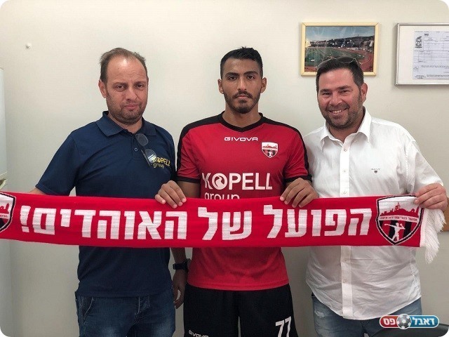 אור חזן יחד עם הסוכן עידו קרן ומיקי קופל